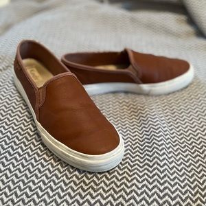 Keds double decker brown leather slip on sneaker in women’s 7.5.